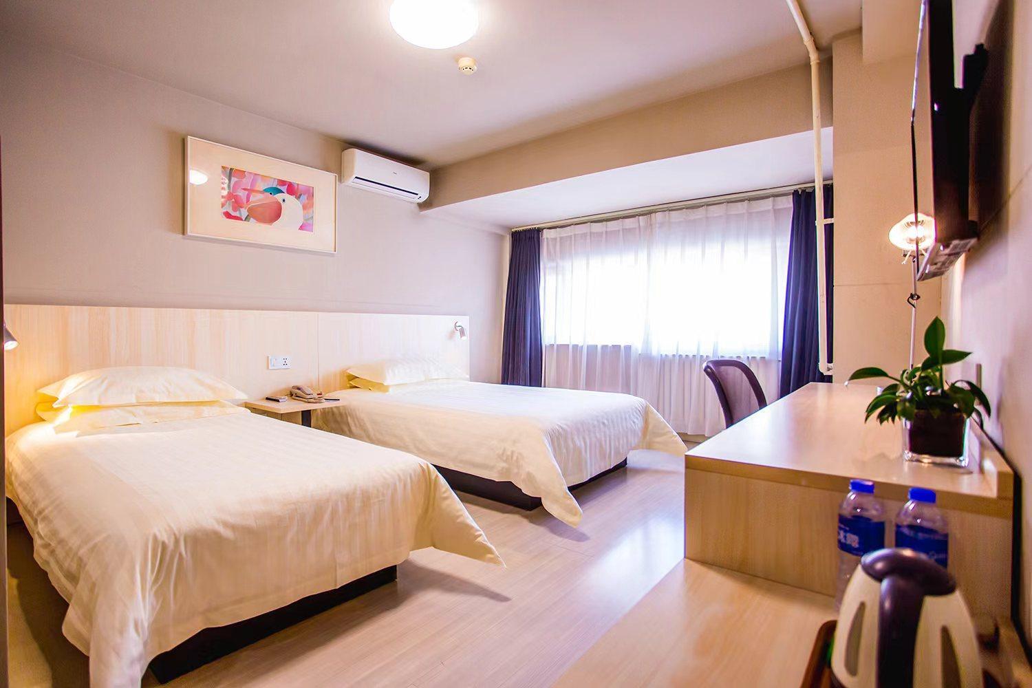 Jinjiang - Guangqumen Hotel 2*